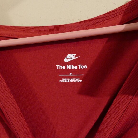 Nike Plus Size Long Sleeve Cotton Graphic Top NWT - Picture 7 of 10